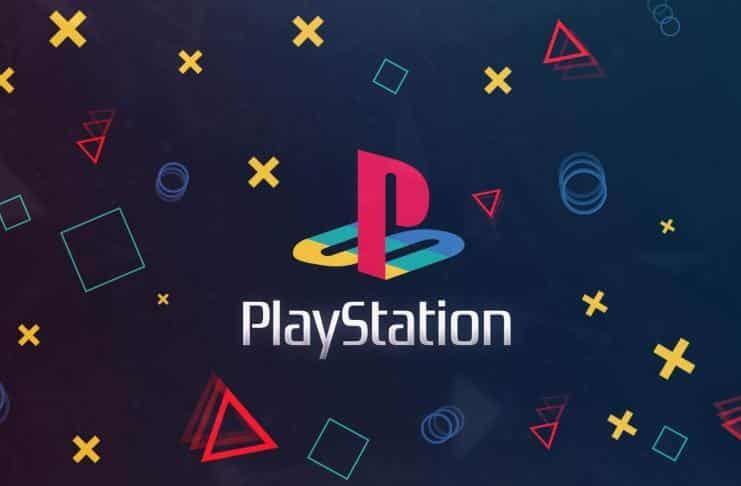 PlayStation 5 tasarım yönüyle en büyük farkını dikey tanıtılan ilk PlayStation olması ile ortaya koyuyor. Sony konsolu isteğe göre dikey ya da yatay olarak kullanabilmeye izin veriyor.